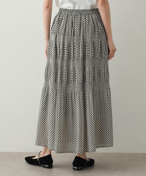 OPAQUE.CLIP(オペークドットクリップ)の「◆マジョリカプリーツフレアスカート【洗濯機洗い可】(スカート・レディース・ブラック系/ブラック/ナチュラル・38/40/42)」の18枚目の写真