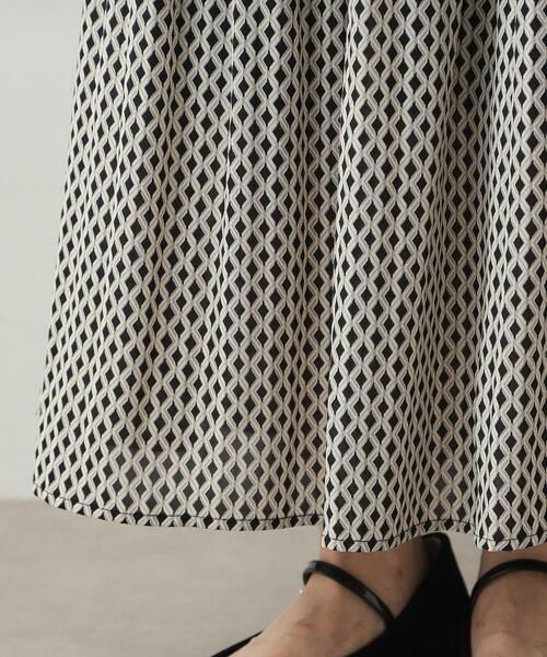 OPAQUE.CLIP(オペークドットクリップ)の「◆マジョリカプリーツフレアスカート【洗濯機洗い可】(スカート・レディース・ブラック系/ブラック/ナチュラル・38/40/42)」の20枚目の写真