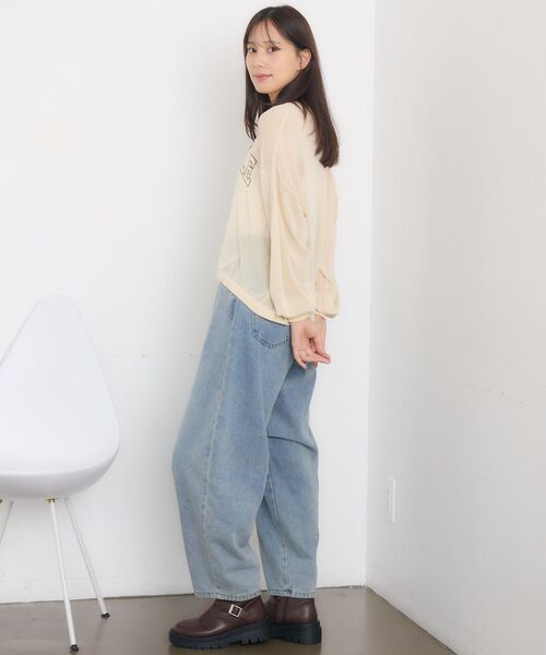 RETRO GIRL(レトロガール)の「ロゴシアーニット(Tシャツ/カットソー・レディース・ベージュ/ナチュラル/ダークブルー・FREE)」の13枚目の写真