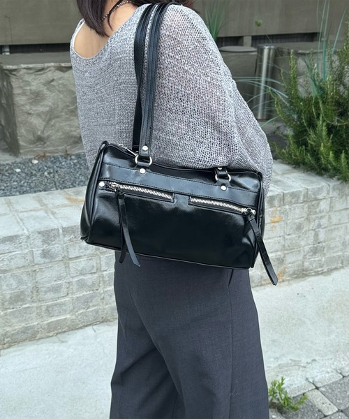 LE MORE(リモア)の「アウトポケットボストンバッグ(ボストンバッグ・レディース・シルバー/ブラック・FREE)」の8枚目の写真