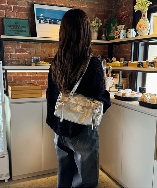 LE MORE(リモア)の「アウトポケットボストンバッグ(ボストンバッグ・レディース・シルバー/ブラック・FREE)」の15枚目の写真