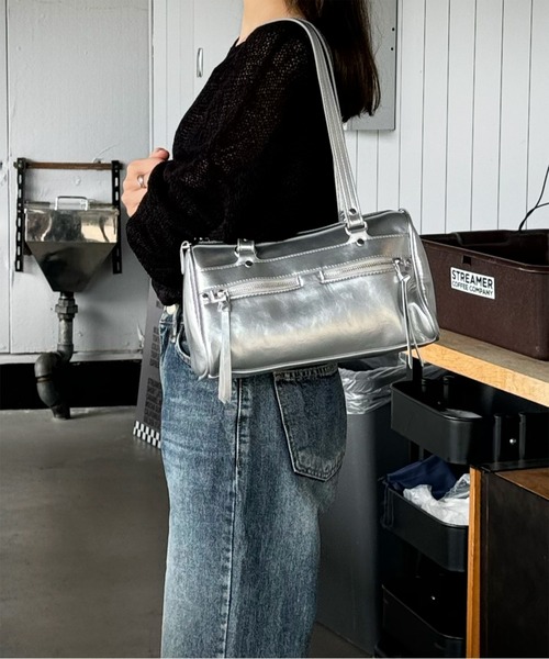 LE MORE(リモア)の「アウトポケットボストンバッグ(ボストンバッグ・レディース・シルバー/ブラック・FREE)」の18枚目の写真