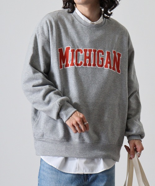 FUNALIVE(ファンアライブ)の「Front logo & back print crew neck sweatshirt / フロントロゴ&バックプリント 裏起毛クルーネックスウェット unisex(スウェット・メンズ・ブラック/グレー系その他/ブラック系その他2/オフホワイト/ブラック系その他/ホワイト系その他/チャコール/杢グレー/ダークグリーン・L/XL/M)」の18枚目の写真