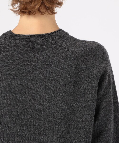 BACCA（バッカ）の「ウールムリネ クルーネックニットプルオーバー（ニット/セーター・レディース・チャコールグレー/ベージュ・S）」の8枚目の写真