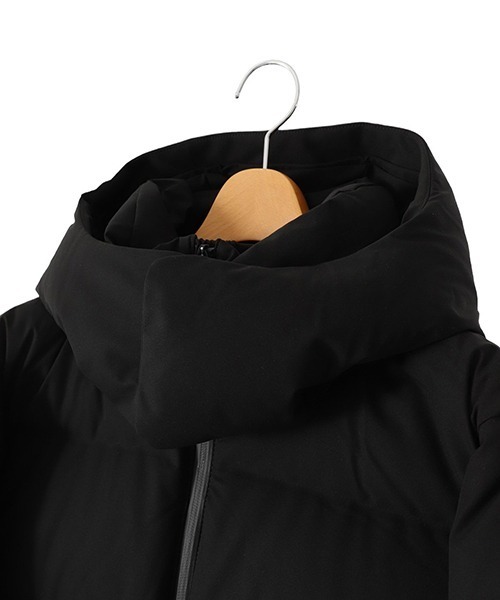 DESCENTE ALLTERRAIN（デサント　オルテライン）の「DESCENTE ALLTERRAIN / デサントオルテライン (水沢ダウン)：MIZUSAWA DOWN JACKET “ANCHOR“：DAMYGK31U[NOA]（ダウンジャケット/コート・メンズ・ブラック・O/M/XO/L）」の5枚目の写真