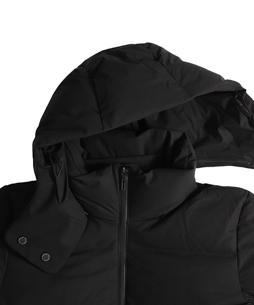 DESCENTE ALLTERRAIN（デサント　オルテライン）の「DESCENTE ALLTERRAIN / デサントオルテライン (水沢ダウン)：MIZUSAWA DOWN JACKET “ANCHOR“：DAMYGK31U[NOA]（ダウンジャケット/コート・メンズ・ブラック・O/M/XO/L）」の6枚目の写真