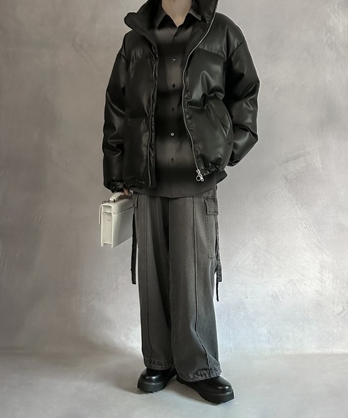 SERACE(セラス)の「【SERACE】Metal chain 3way square shoulder bag / メタルチェーン3wayスクエアショルダーバッグ(ショルダーバッグ・メンズ・ホワイト/ブラック/チャコールグレー/グレー・FREE)」の12枚目の写真