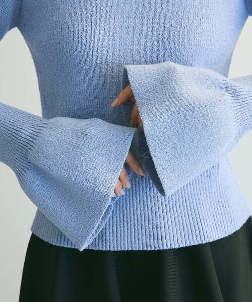 armonia(アルモニーア)の「armonia.袖フレアニットプルオーバー(ニット/セーター・レディース・ブルー/ブラック/カーキ・FREE)」の12枚目の写真