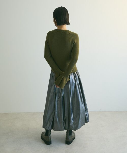 armonia(アルモニーア)の「armonia.袖フレアニットプルオーバー(ニット/セーター・レディース・ブルー/ブラック/カーキ・FREE)」の22枚目の写真