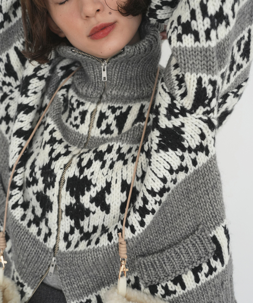 SLOBE citron.（スローブシトロン）の「《WEB限定》SLOBE citron.Funny カウチンニット（カーディガン/ボレロ・レディース・チャコールグレー/サックスブルー・FREE）」の15枚目の写真