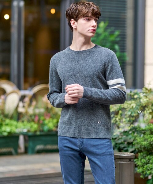 DRESSTERIOR（ドレステリア）の「ラムウール混クルーネックニット（ニット/セーター・メンズ・グリーン/ベージュ/ダークグレー/レッド系1・90/92/91）」の7枚目の写真