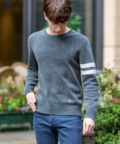 DRESSTERIOR（ドレステリア）の「ラムウール混クルーネックニット（ニット/セーター・メンズ・グリーン/ベージュ/ダークグレー/レッド系1・90/92/91）」の8枚目の写真