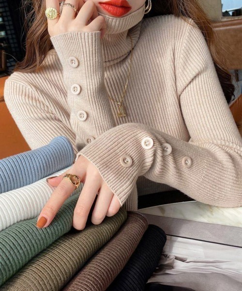 Miniministore(ミニミニストア)の「ハイネックニットトップス 長袖ニットソー(ニット/セーター・レディース・ブラック/ホワイト/ベージュ/ブルー/ダークグリーン/ダークブラウン/カーキブラウン・FREE)」の14枚目の写真