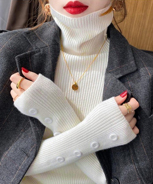Miniministore(ミニミニストア)の「ハイネックニットトップス 長袖ニットソー(ニット/セーター・レディース・ブラック/ホワイト/ベージュ/ブルー/ダークグリーン/ダークブラウン/カーキブラウン・FREE)」の11枚目の写真