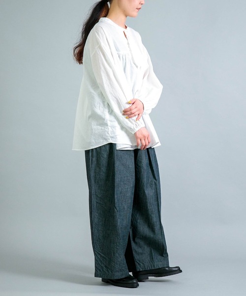 Yarmo（ヤーモ）の「[Yarmo] Indigo Chambray Work Pants / インディゴシャンブレー ワークパンツ（デニムパンツ・レディース・インディゴブルー・M）」の4枚目の写真