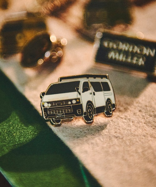 GORDON MILLER(ゴードンミラー)の「GMLPINS GMLVAN V01(バッジ・メンズ・ブルーグリーン・F)」の1枚目の写真