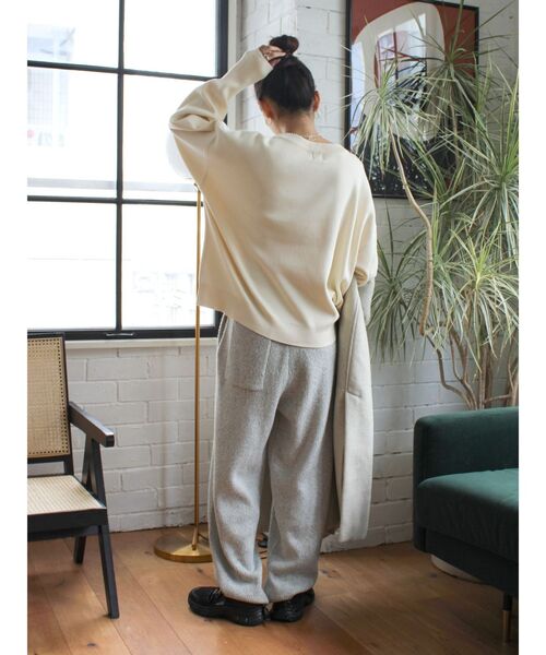 Ungrid(アングリッド)の「ロゴ刺繍ルーズニット(ニット/セーター・レディース・アイボリー/ライトグレー/グリーン・FREE)」の16枚目の写真