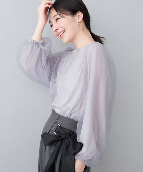 natural couture（ナチュラルクチュール）の「オケージョン対応可 / チュールギャザートップス（シャツ/ブラウス・レディース・ブラック/アイボリー/グレー/ピンク・FREE）」の4枚目の写真