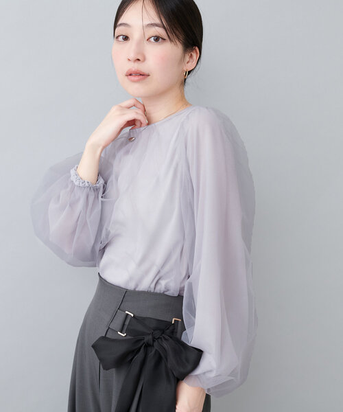 natural couture（ナチュラルクチュール）の「オケージョン対応可 / チュールギャザートップス（シャツ/ブラウス・レディース・ブラック/アイボリー/グレー/ピンク・FREE）」の5枚目の写真