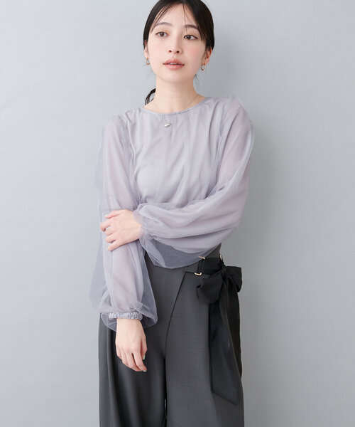 natural couture（ナチュラルクチュール）の「オケージョン対応可 / チュールギャザートップス（シャツ/ブラウス・レディース・ブラック/アイボリー/グレー/ピンク・FREE）」の6枚目の写真