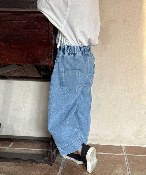 aimoha（アイモハ）の「【aimoha-KIDS-】ワイドデニムパンツ（デニムパンツ・キッズ・ネイビー/ライトブルー・90/100/110/120/130/140/150）」の21枚目の写真