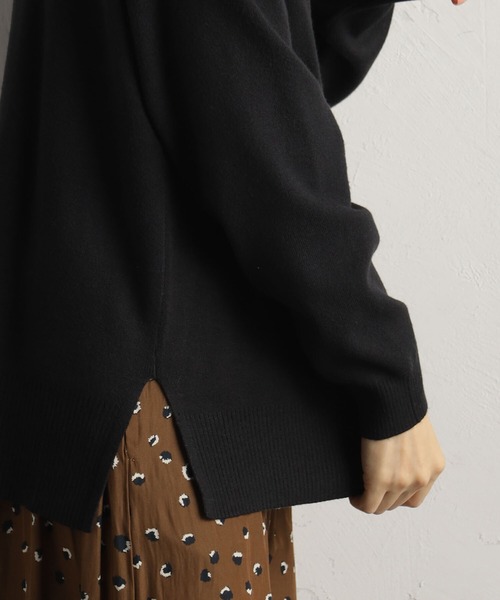 FOUND GOOD（ファウンドグッド）の「COZYスタンドスリットニット（ニット/セーター・レディース・ブラック/グレー系/グレー系5/ブラウン系/ブラウン系5/ブルー系5/レッド系5/アイボリー・S/M/L）」の12枚目の写真