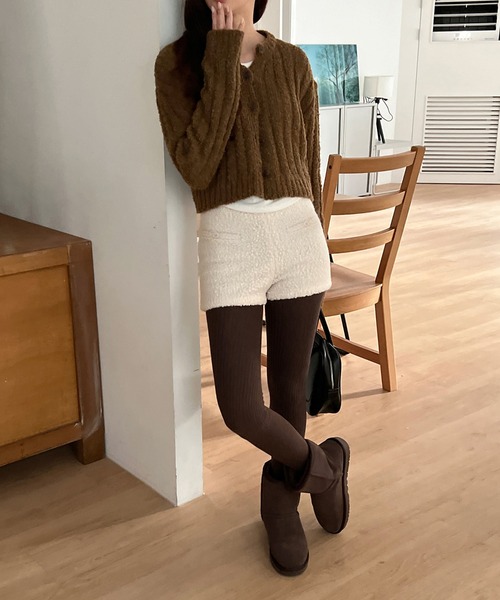 by muni:r(バイ ムニール)の「もこもこショートパンツ(その他パンツ・レディース・アイボリー/ブラック・SMALL/MEDIUM)」の9枚目の写真