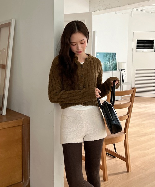 by muni:r(バイ ムニール)の「もこもこショートパンツ(その他パンツ・レディース・アイボリー/ブラック・SMALL/MEDIUM)」の10枚目の写真