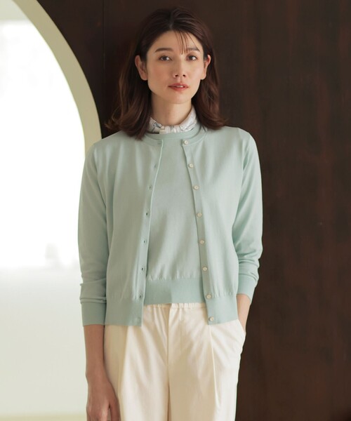 J.PRESS（ジェイプレス）の「【洗える】BASIC HT COTTON クルーネック カーディガン（カーディガン/ボレロ・レディース・ライトグリーン系/ベージュ系/ネイビー系/オレンジ系・MEDIUM/LARGE）」の3枚目の写真