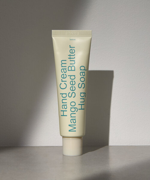 BIRTHDAY BAR（バースデイバー）の「【hetras　へトラス】MangoSeed  ButterHandCream（ハンドケア/ハンドクリーム・レディース・ピンク/ブラック系その他4/オレンジ系その他3/ブルー系その他・0）」の6枚目の写真