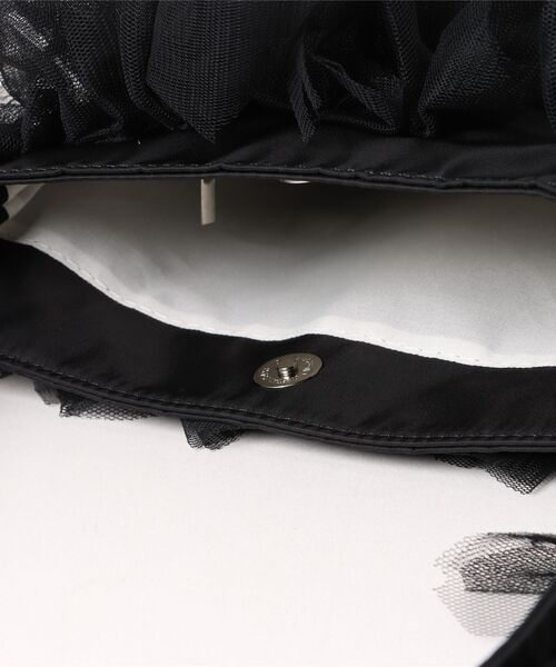 Jasmine Grandiflorum（ジャスミングランディフローラム）の「【Jasmine】ボリュームチュールミニトートバッグ（トートバッグ・レディース・ブラック/ホワイト・FREE）」の14枚目の写真