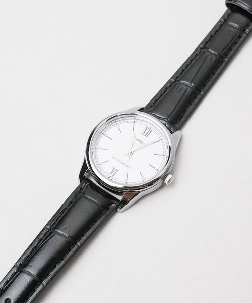 CASIO(カシオ)の「【60】【ITN】【CASIO(カシオ)】アナログ ラウンド シルバー レザー 腕時計(アナログ腕時計・レディース・シルバー系その他/ホワイト/ブラック/ブルー/シルバー/ブラック系その他/ホワイト系その他・FREE)」の3枚目の写真