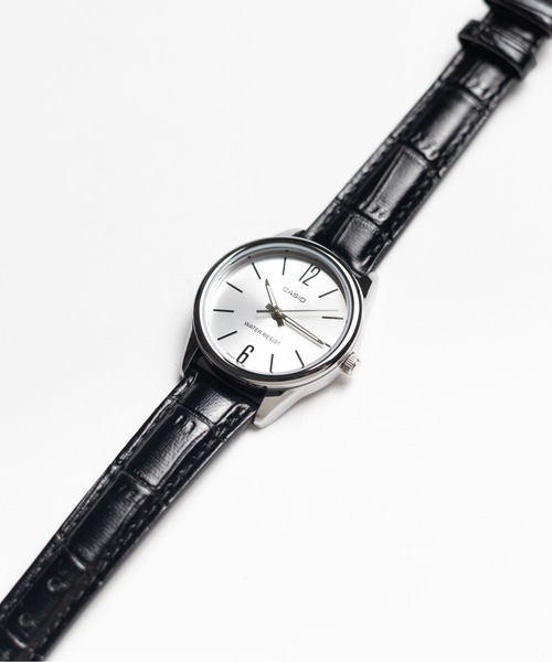 CASIO(カシオ)の「【60】【ITN】【CASIO(カシオ)】アナログ ラウンド シルバー レザー 腕時計(アナログ腕時計・レディース・シルバー系その他/ホワイト/ブラック/ブルー/シルバー/ブラック系その他/ホワイト系その他・FREE)」の7枚目の写真