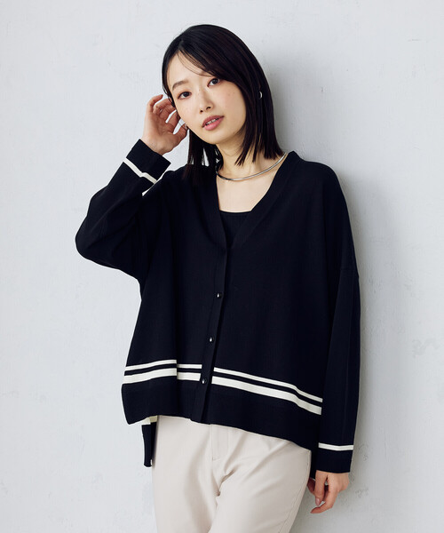 COMME CA ISM(コムサイズム)の「配色ライン ワイドカーディガン(カーディガン/ボレロ・レディース・アイボリー/ブラック/ネイビー・FREE)」の10枚目の写真