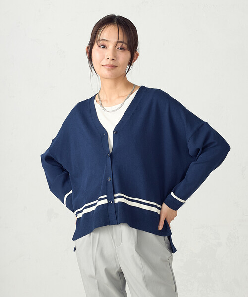 COMME CA ISM(コムサイズム)の「配色ライン ワイドカーディガン(カーディガン/ボレロ・レディース・アイボリー/ブラック/ネイビー・FREE)」の15枚目の写真