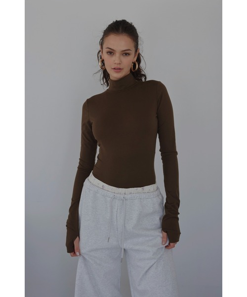 セール】Wellness High Neck Bodysuit /背中開きロンパース（T