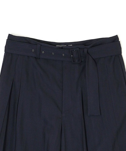 FACETASM（ファセッタズム）の「【FACETASM】PLEATED WOOL SHORTS / ネイビー [NAT-PT-M04]（その他パンツ・メンズ・ネイビー・4/3）」の4枚目の写真