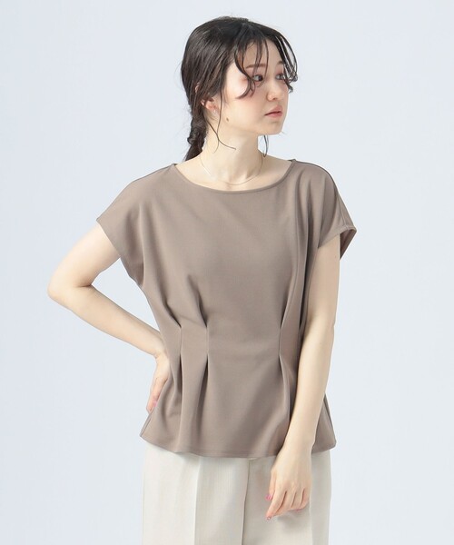 BEAMS HEART(ビームスハート)の「【4色展開】タック ペプラム プルオーバー(Tシャツ/カットソー・レディース・ブラウン系その他4/ブラック/ブラック系その他2/オフホワイト・FREE)」の4枚目の写真