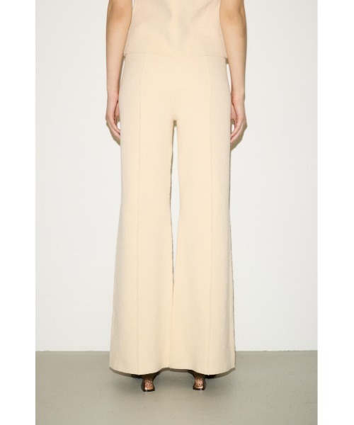 THROW by SLY（スローバイスライ）の「THROW　C/P WIDE BOOTS CUT PT センタープレス ワイド ブーツカット パンツ（スラックス・レディース・アイボリー/ブラック・1/2）」の8枚目の写真