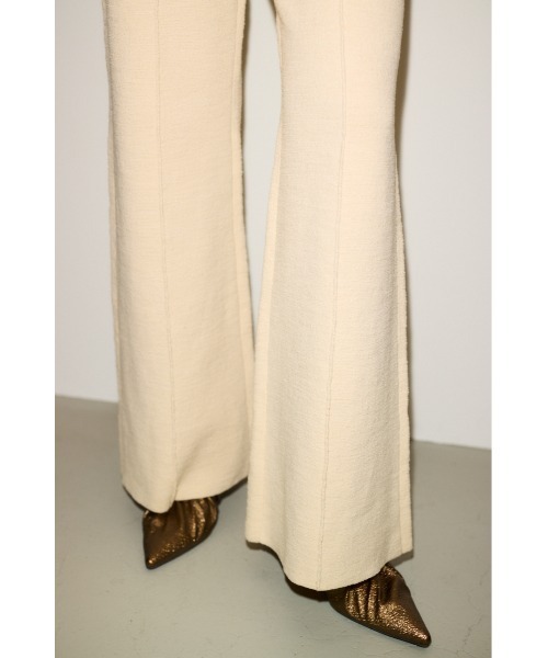 THROW by SLY（スローバイスライ）の「THROW　C/P WIDE BOOTS CUT PT センタープレス ワイド ブーツカット パンツ（スラックス・レディース・アイボリー/ブラック・1/2）」の10枚目の写真