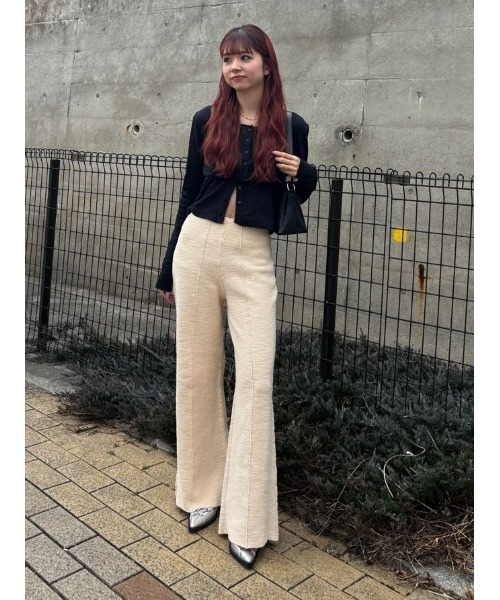 THROW by SLY（スローバイスライ）の「THROW　C/P WIDE BOOTS CUT PT センタープレス ワイド ブーツカット パンツ（スラックス・レディース・アイボリー/ブラック・1/2）」の15枚目の写真