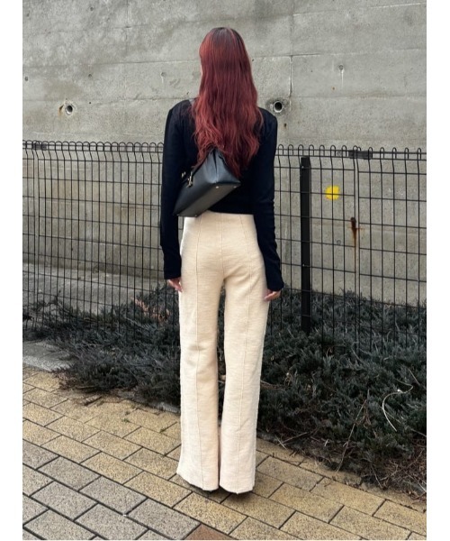 THROW by SLY（スローバイスライ）の「THROW　C/P WIDE BOOTS CUT PT センタープレス ワイド ブーツカット パンツ（スラックス・レディース・アイボリー/ブラック・1/2）」の14枚目の写真