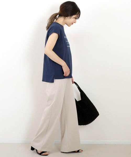 Aletta vita(アレッタビータ)の「綿天竺ロゴプリントTシャツ(Tシャツ/カットソー・レディース・ネイビー/オフホワイト・FREE)」の7枚目の写真
