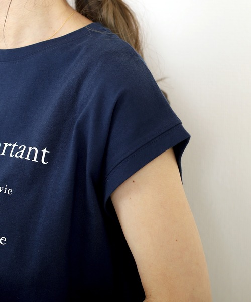 Aletta vita(アレッタビータ)の「綿天竺ロゴプリントTシャツ(Tシャツ/カットソー・レディース・ネイビー/オフホワイト・FREE)」の12枚目の写真