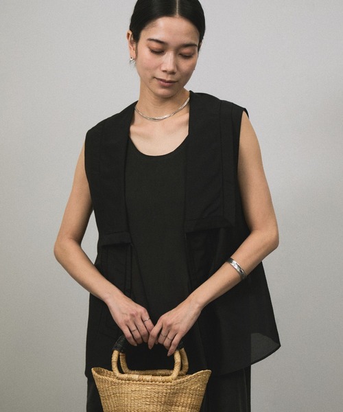 SALON adam et rope'(サロン アダム エ ロペ)の「コットンシルクジレブラウス(シャツ/ブラウス・レディース・ブラック/ホワイト/サックスブルー・FREE)」の5枚目の写真