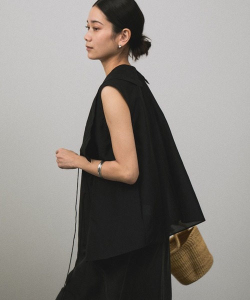 SALON adam et rope'(サロン アダム エ ロペ)の「コットンシルクジレブラウス(シャツ/ブラウス・レディース・ブラック/ホワイト/サックスブルー・FREE)」の6枚目の写真