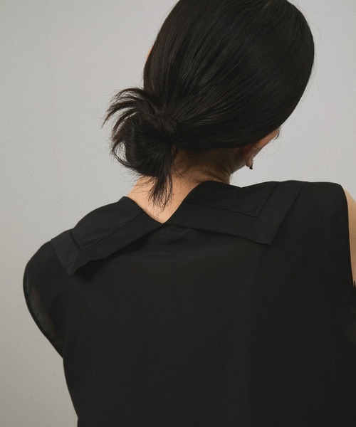 SALON adam et rope'(サロン アダム エ ロペ)の「コットンシルクジレブラウス(シャツ/ブラウス・レディース・ブラック/ホワイト/サックスブルー・FREE)」の7枚目の写真