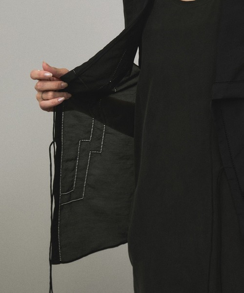 SALON adam et rope'(サロン アダム エ ロペ)の「コットンシルクジレブラウス(シャツ/ブラウス・レディース・ブラック/ホワイト/サックスブルー・FREE)」の8枚目の写真