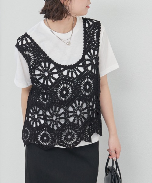 Remind me and forever（リマインドミーアンドフォーエバー）の「カギ針ベスト+Tシャツ（ニット/セーター・レディース・アイボリー/ブラック/グレー/ブラウン/モカ・FREE）」の16枚目の写真