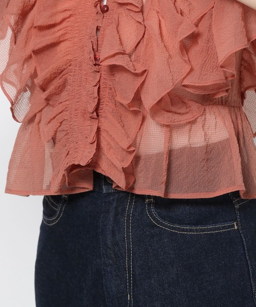 mysty woman(ミスティウーマン)の「シアー2WAYフリルブラウス 491365(シャツ/ブラウス・レディース・ブラック/オフホワイト/ピンク・FREE)」の15枚目の写真